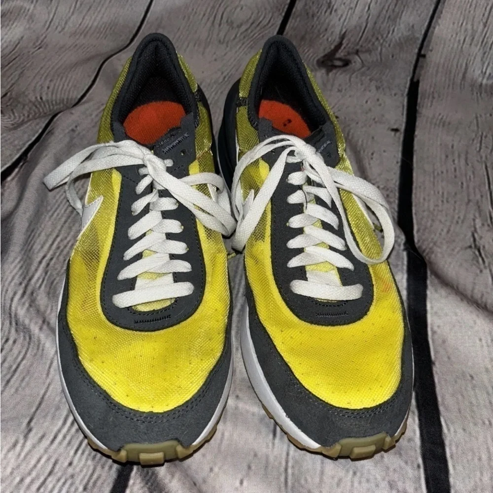Nike Waffle One Big Kids Suede Sz 7Y Yellow Black And White “Go The Extra Smile”